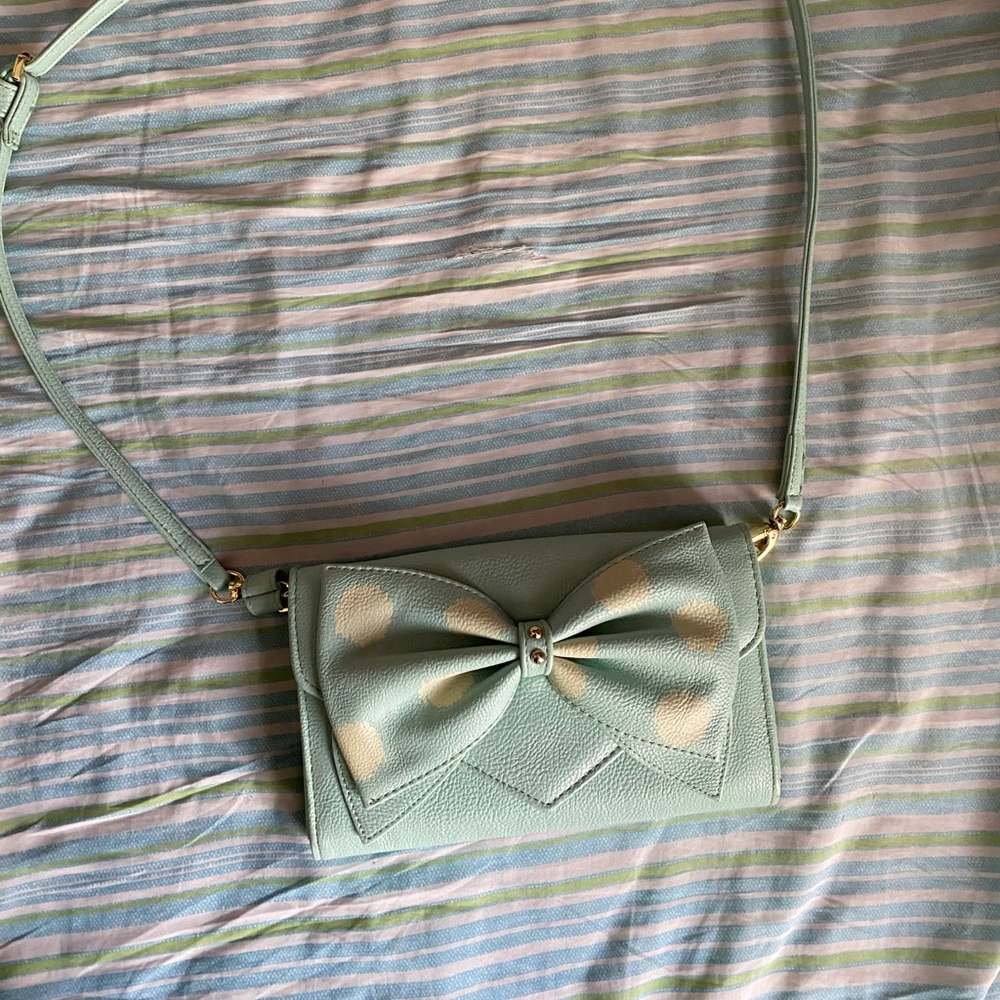 Betsy Johnson bow purse